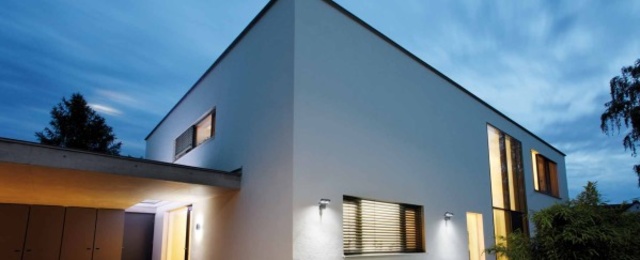 Außen­beleuchtung bei Elektro Hintermeier-Jakob GmbH & Co. KG in Plattling