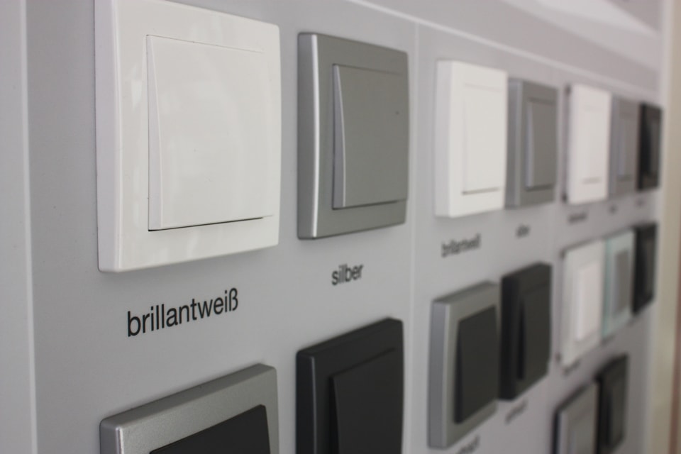 Schalterserie2 bei Elektro Hintermeier-Jakob GmbH & Co. KG in Plattling